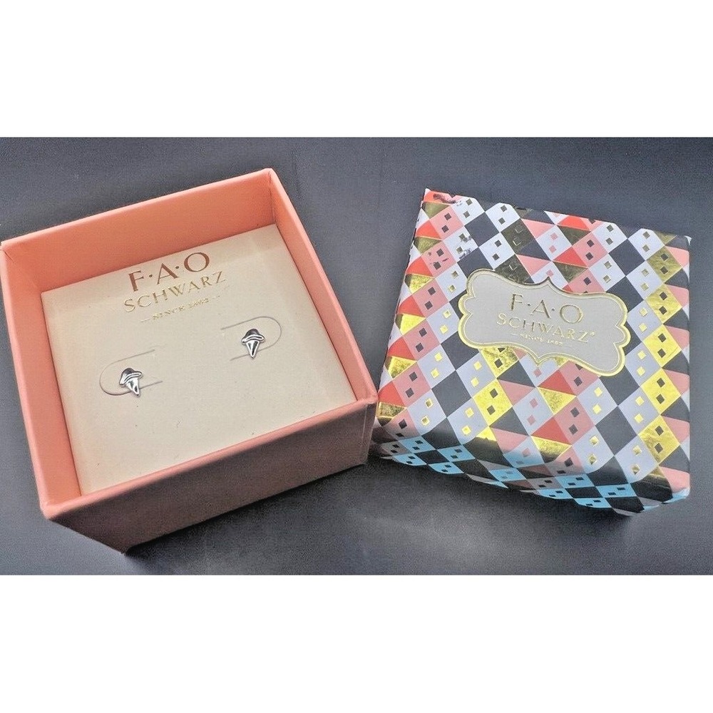 FAO‎ Schwarz Sterling Silver Earrings Ice Cream Cone Girls Children's Studs NEW